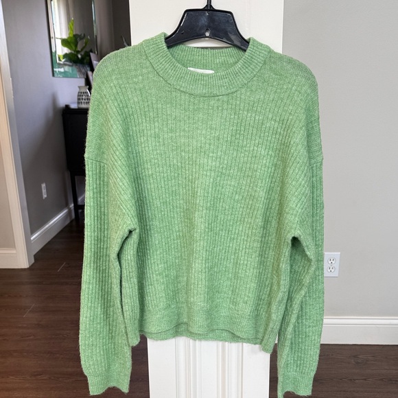 H&M Sweaters - H&M Light Green Ribbed Crewneck Sweater XS